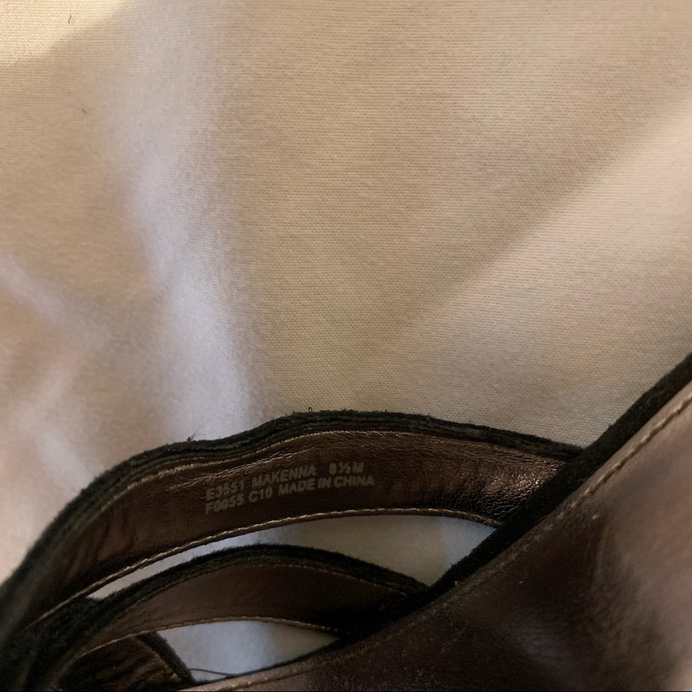 Like New Calvin Klein Makenna Suede and Zipper Detail Heeled Sandal - Picture 2 of 5